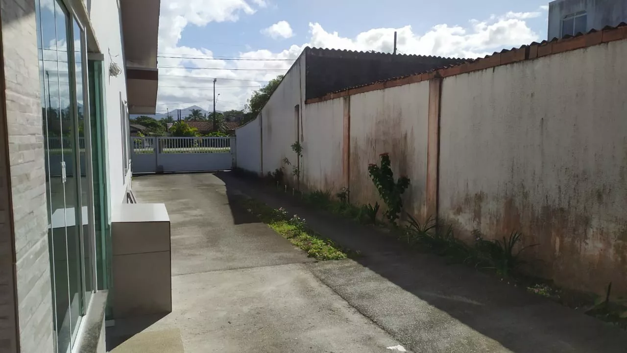 Casa à venda com 2 quartos, 160m² - Foto 3