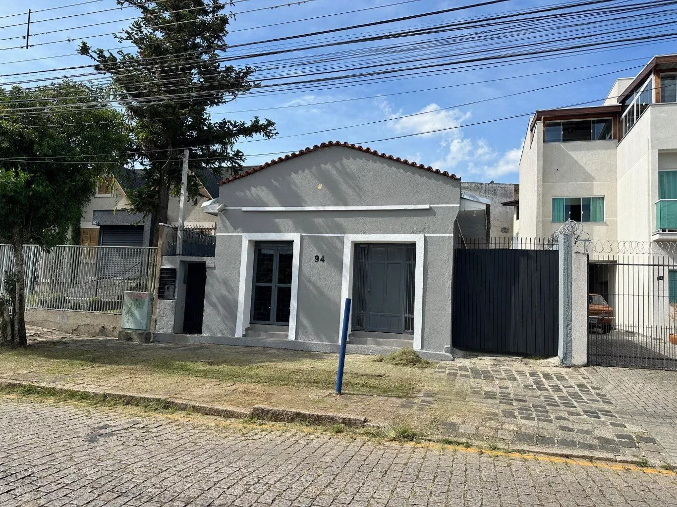 Casa para alugar com 1 quarto, 135m² - Foto 1