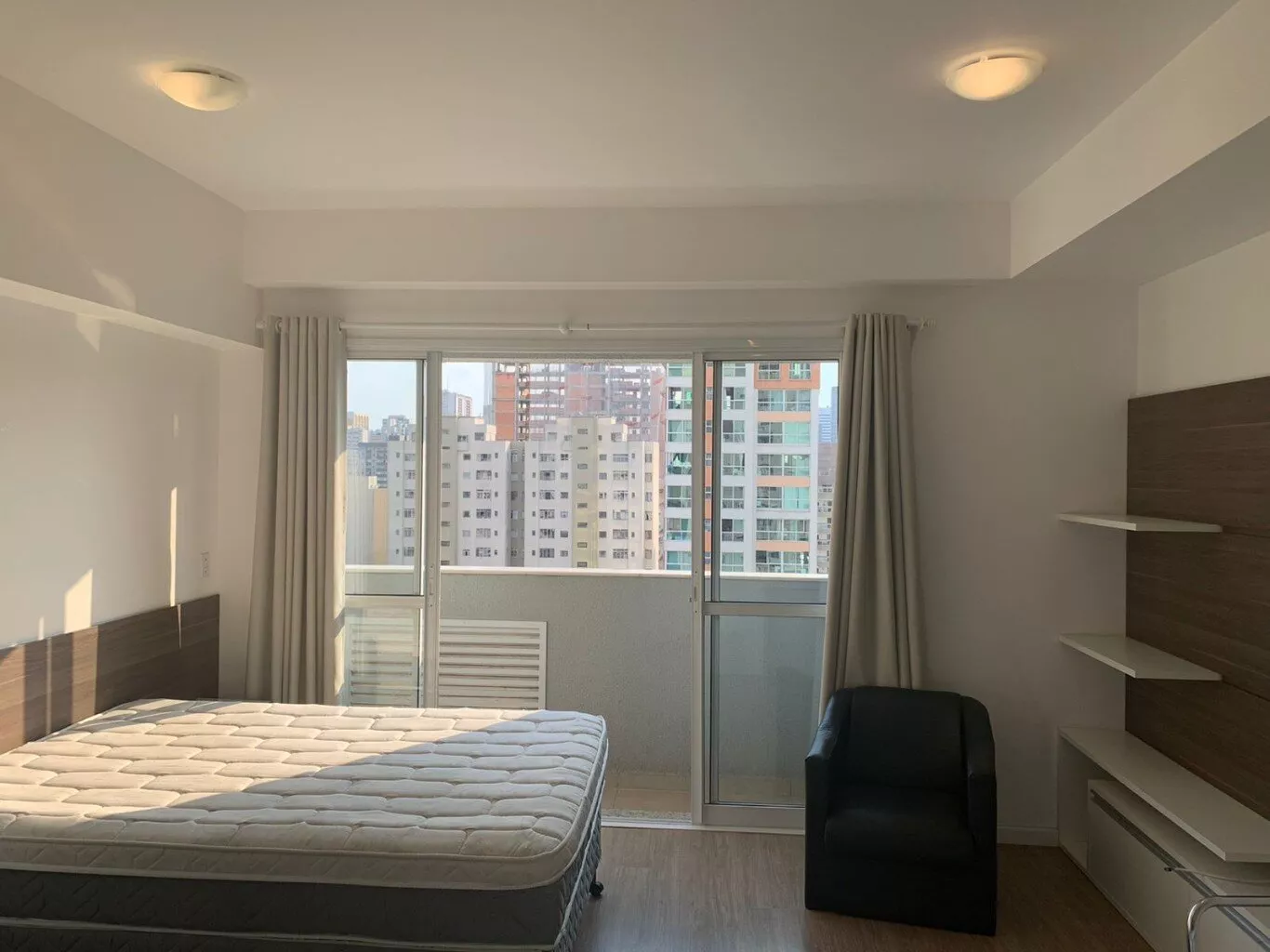 Apartamento à venda com 1 quarto, 32m² - Foto 11