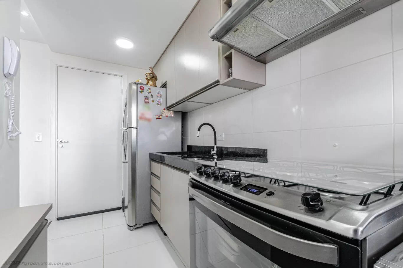 Apartamento à venda com 2 quartos, 73m² - Foto 17