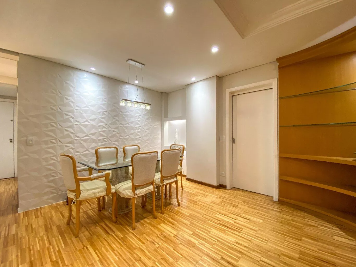 Apartamento à venda com 3 quartos, 158m² - Foto 8