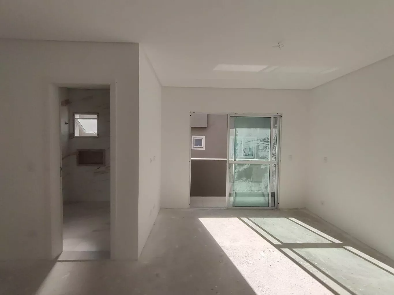 Sobrado à venda com 3 quartos, 134m² - Foto 2