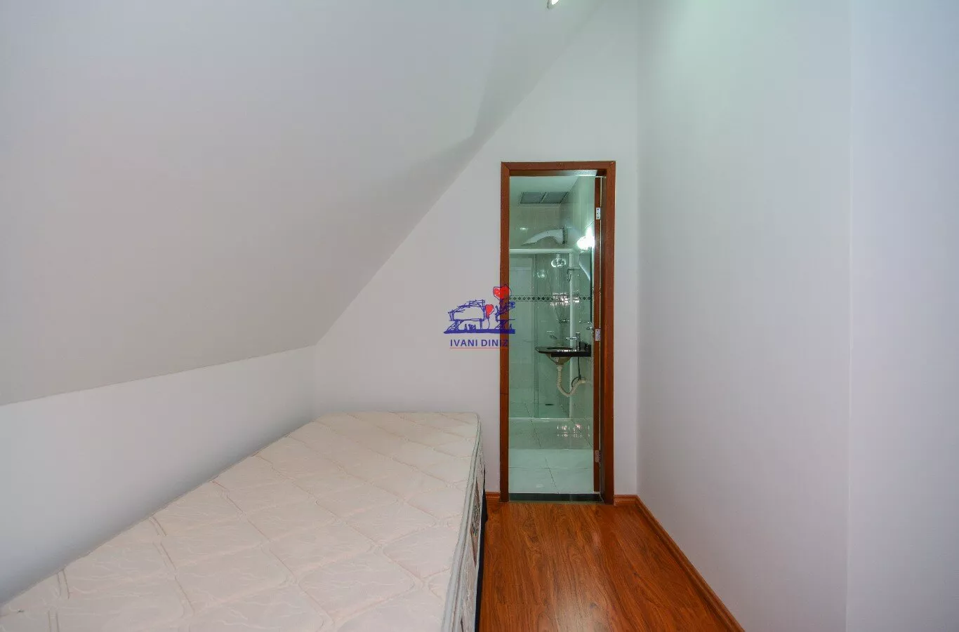 Casa de Condomínio à venda com 3 quartos, 230m² - Foto 30