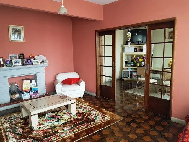 Apartamento à venda com 3 quartos, 159m² - Foto 2