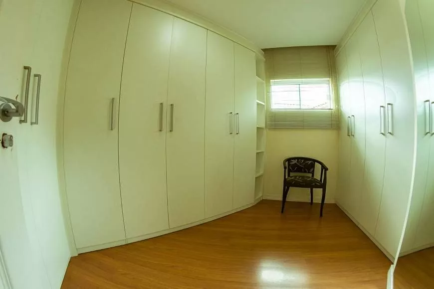 Casa à venda com 3 quartos, 298m² - Foto 20