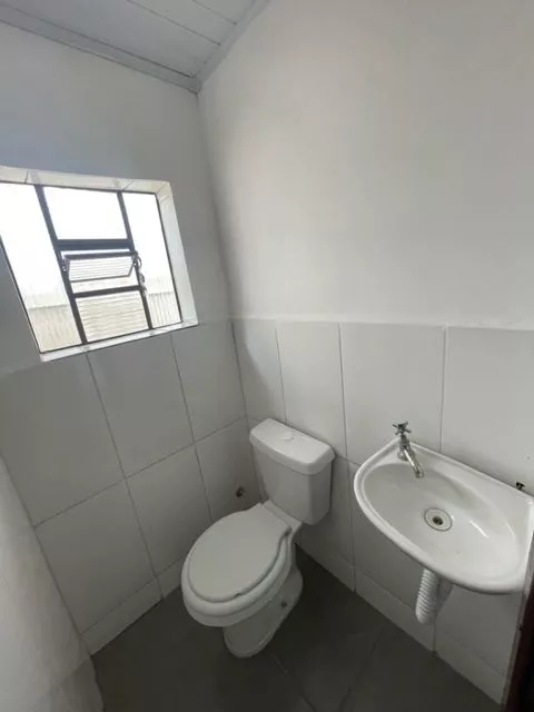 Casa para alugar com 1 quarto, 135m² - Foto 12