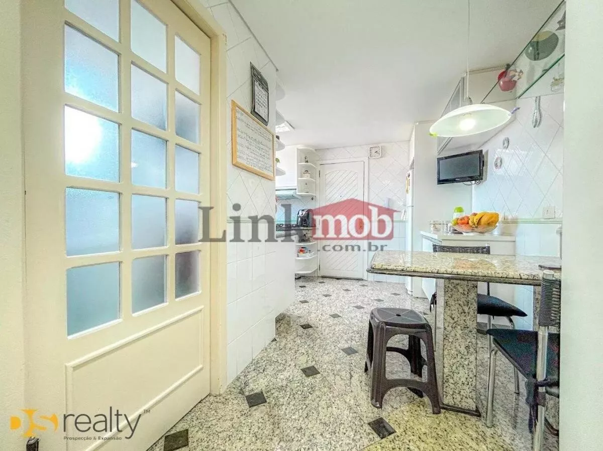 Apartamento à venda com 3 quartos, 155m² - Foto 28