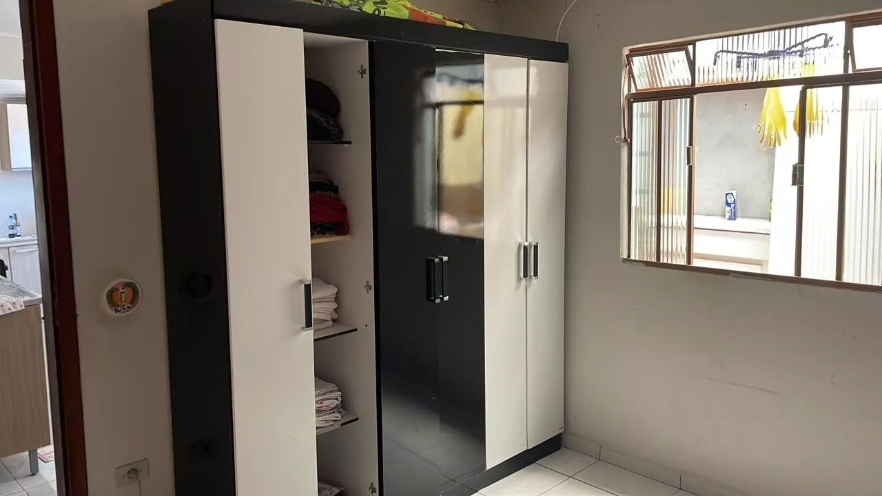 Casa à venda com 2 quartos, 120m² - Foto 9