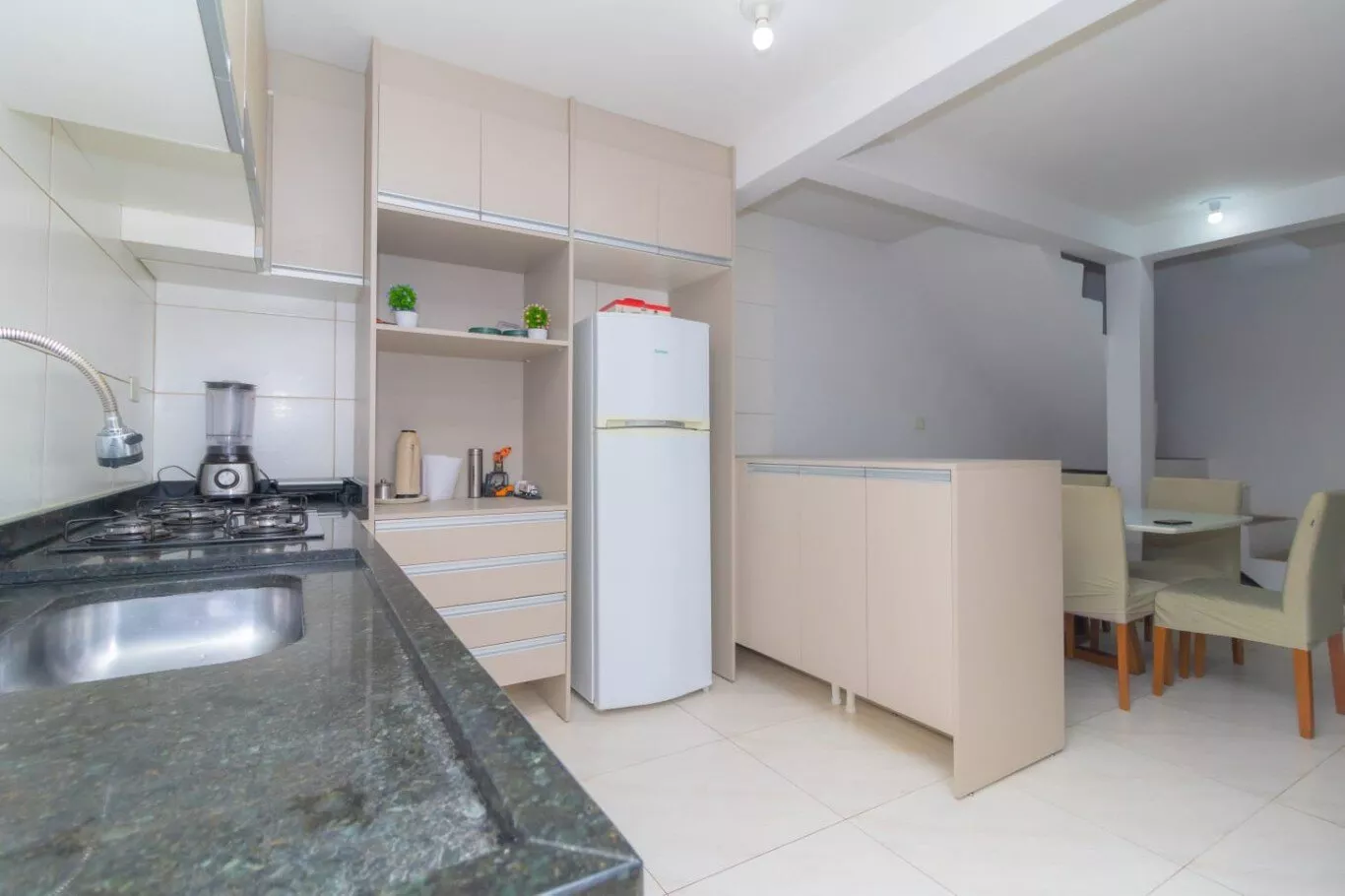 Sobrado à venda com 3 quartos, 120m² - Foto 5