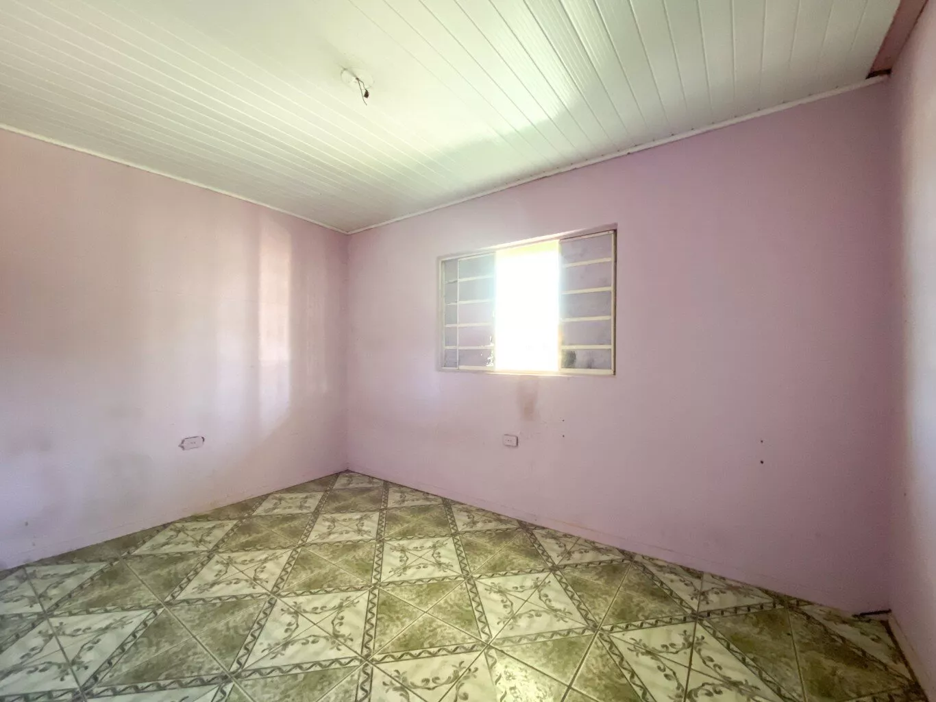 Casa à venda com 6 quartos, 180m² - Foto 5