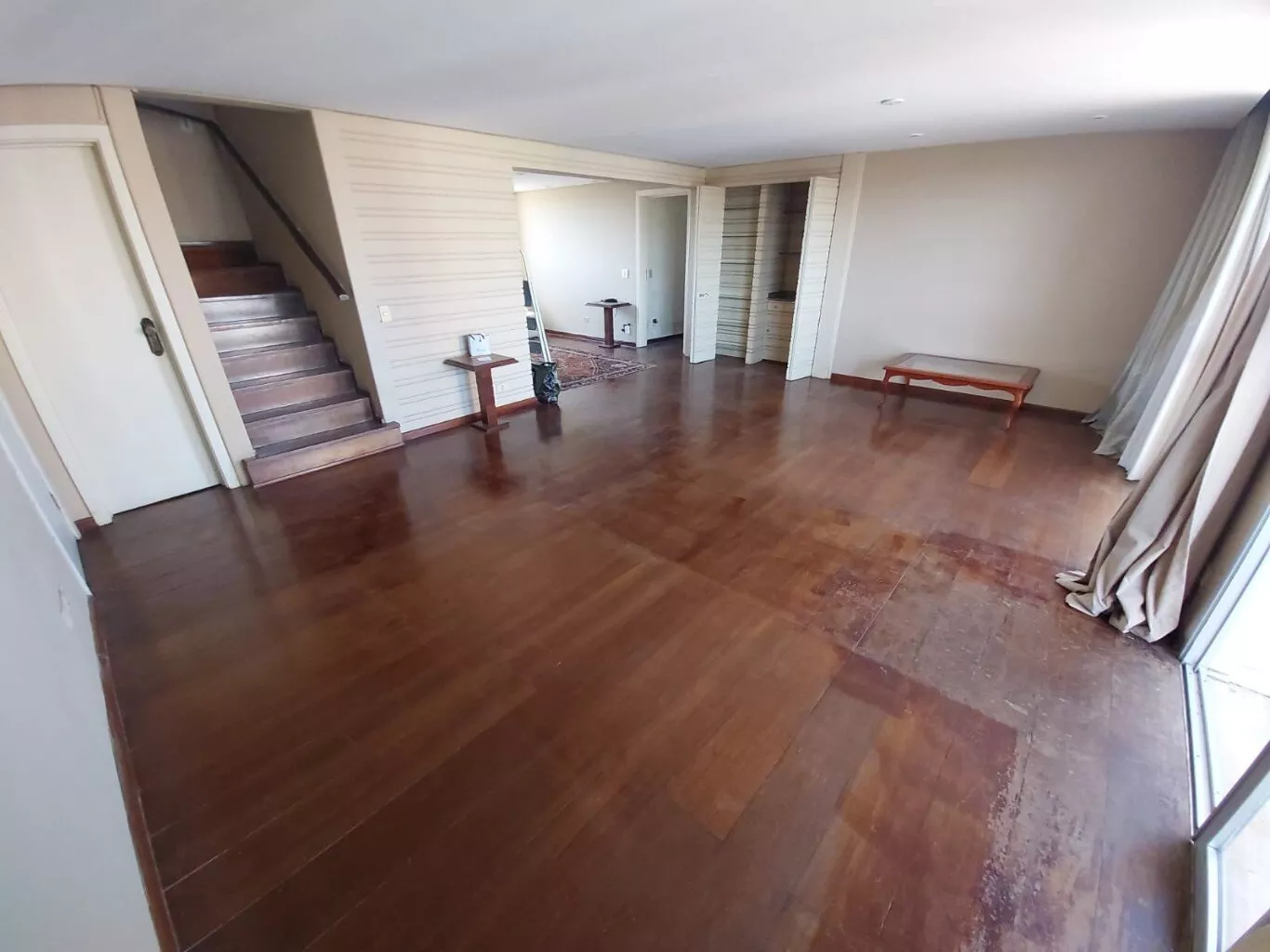 Apartamento à venda com 3 quartos, 222m² - Foto 7