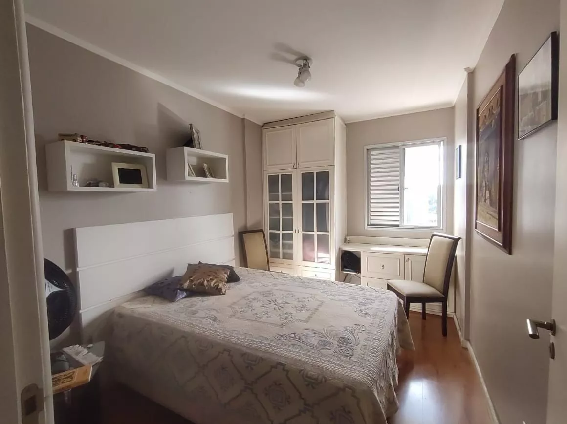 Apartamento à venda com 3 quartos, 104m² - Foto 4