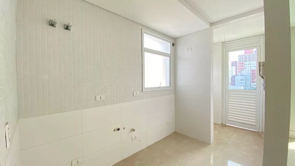 Apartamento à venda com 3 quartos, 95m² - Foto 22