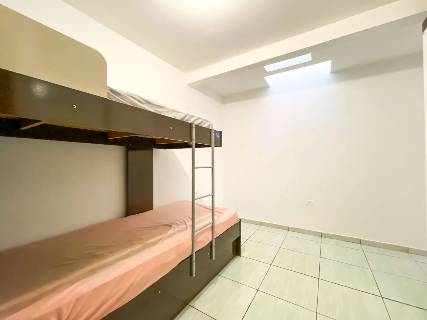 Casa à venda com 4 quartos, 165m² - Foto 28