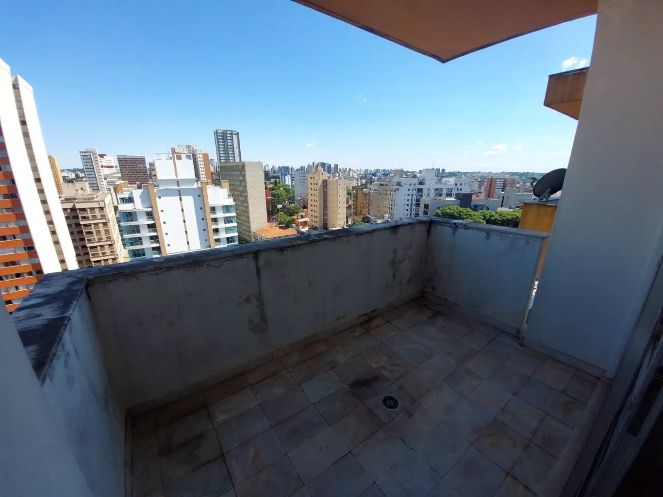 Apartamento à venda com 3 quartos, 222m² - Foto 13