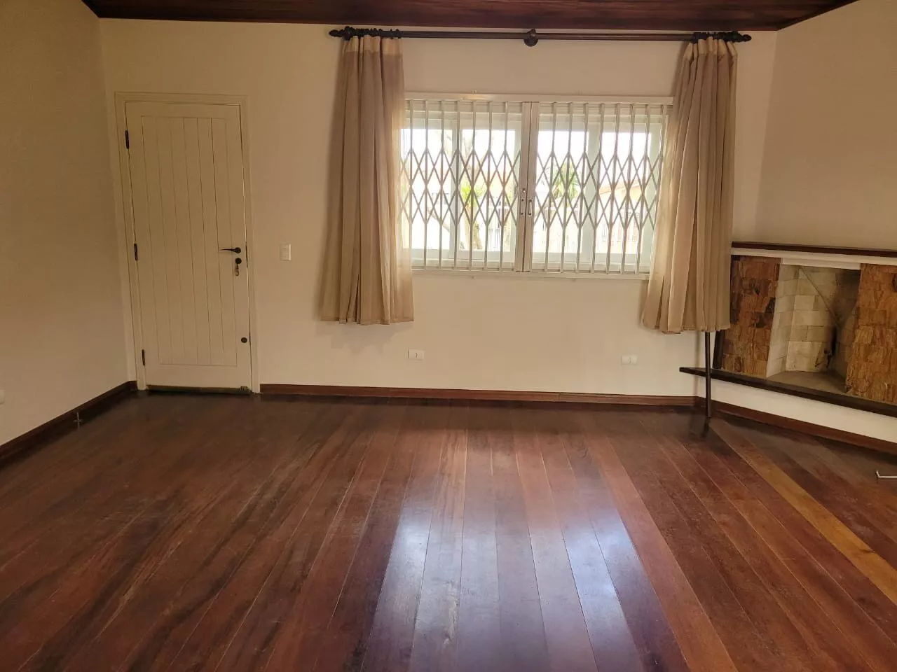 Casa à venda com 2 quartos, 220m² - Foto 15