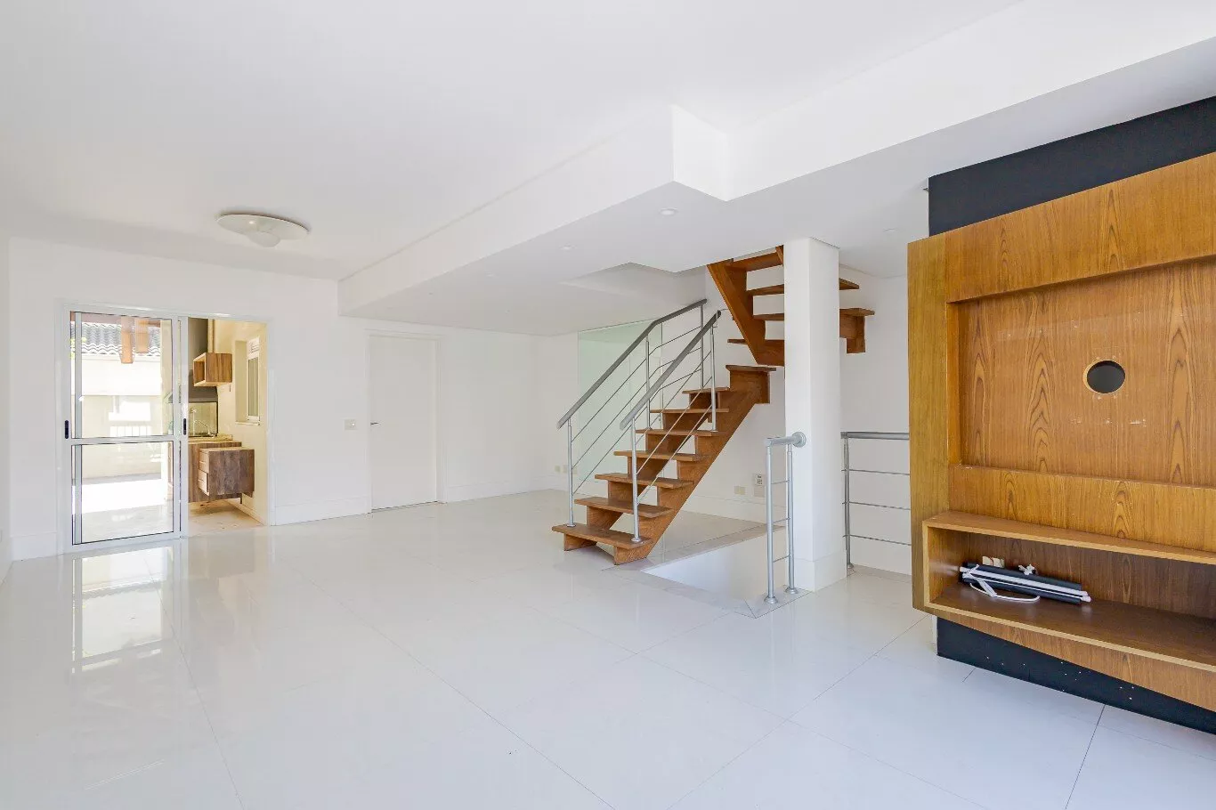Casa de Condomínio à venda e aluguel com 4 quartos, 229m² - Foto 5