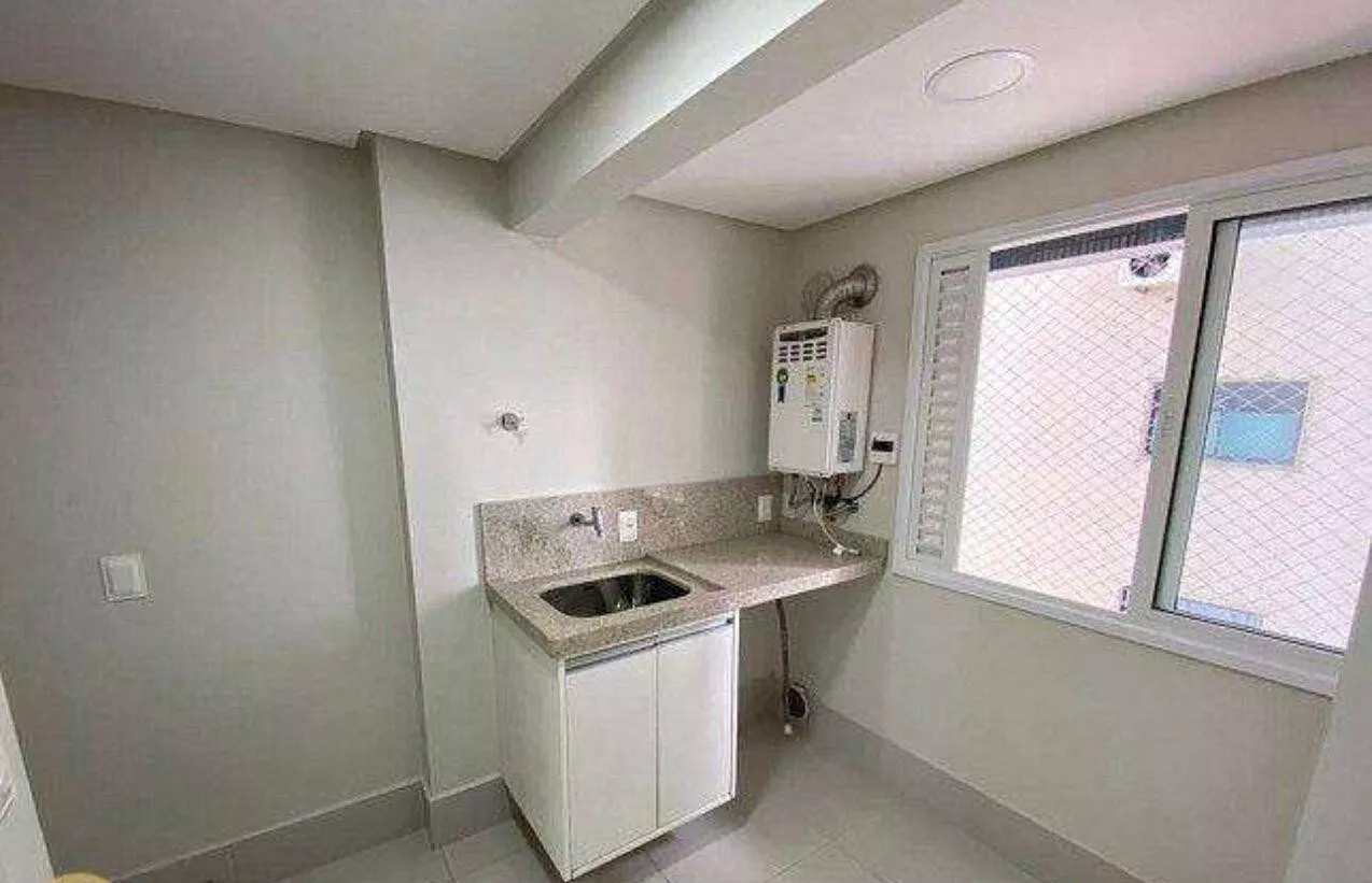 Apartamento à venda com 4 quartos, 192m² - Foto 12