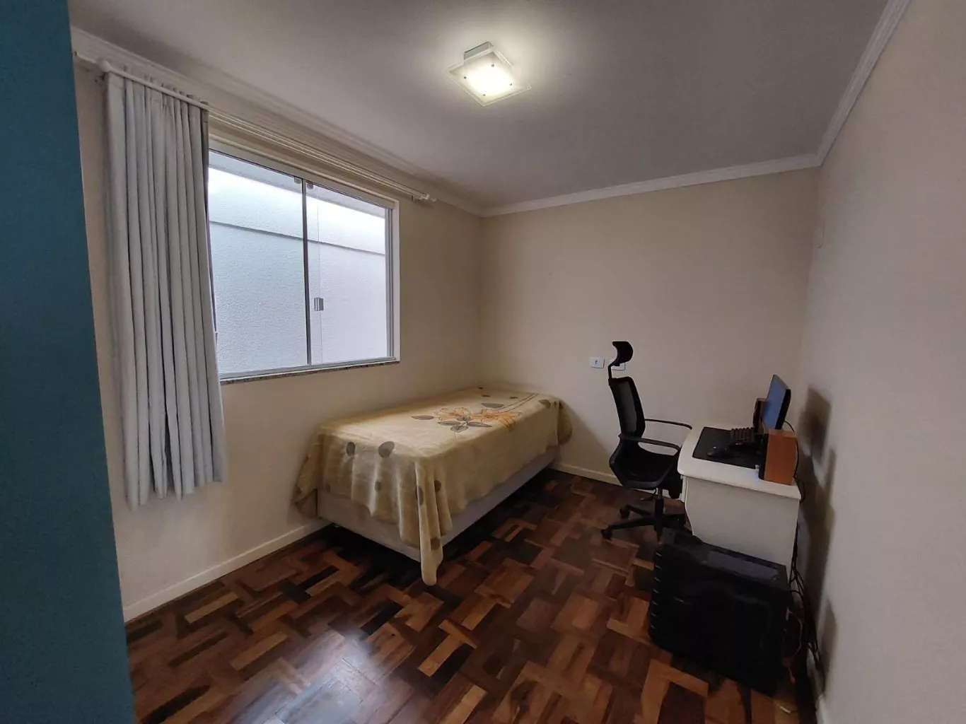 Casa à venda com 5 quartos, 200m² - Foto 35