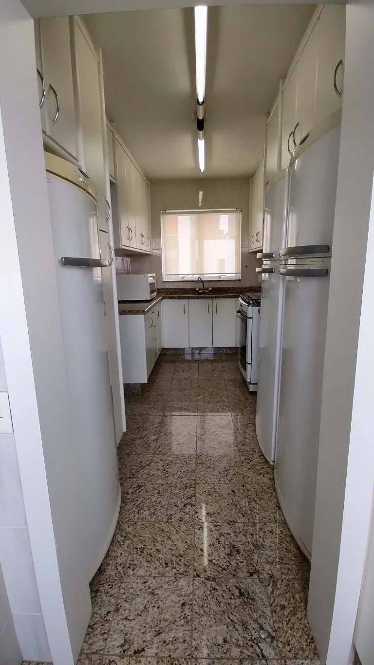 Apartamento à venda com 3 quartos, 256m² - Foto 25