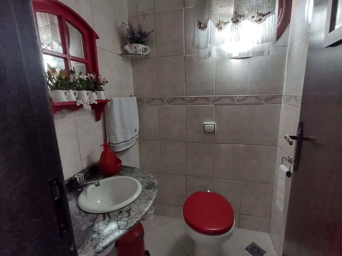 Casa à venda com 4 quartos, 23m² - Foto 3