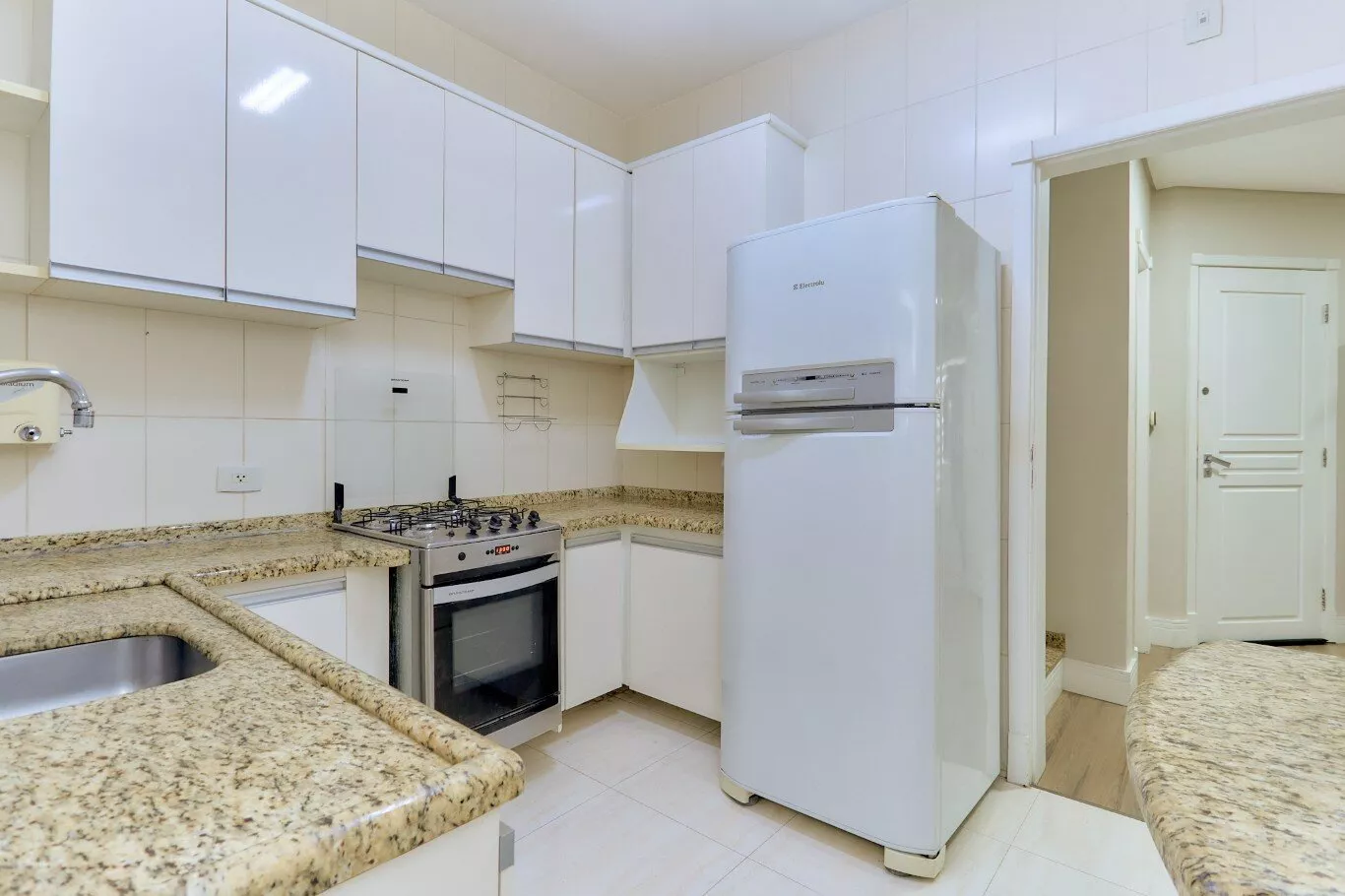 Sobrado à venda com 3 quartos, 120m² - Foto 12