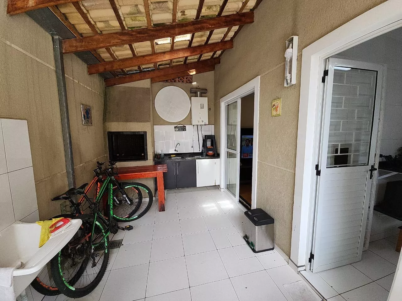 Sobrado à venda com 3 quartos, 78m² - Foto 4