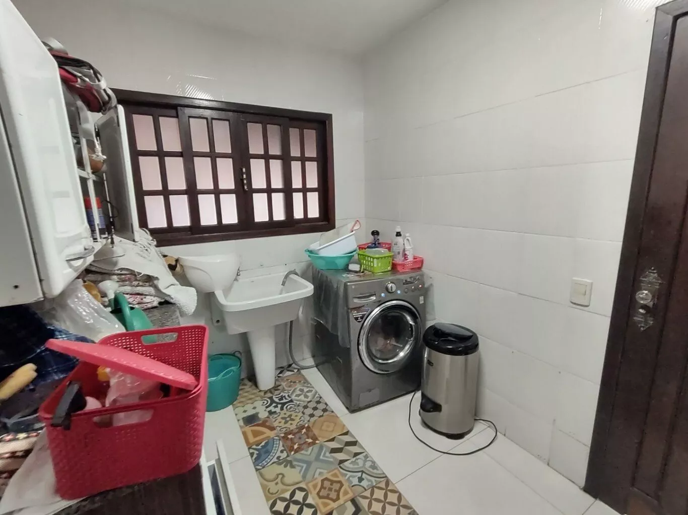 Casa à venda com 4 quartos, 23m² - Foto 4