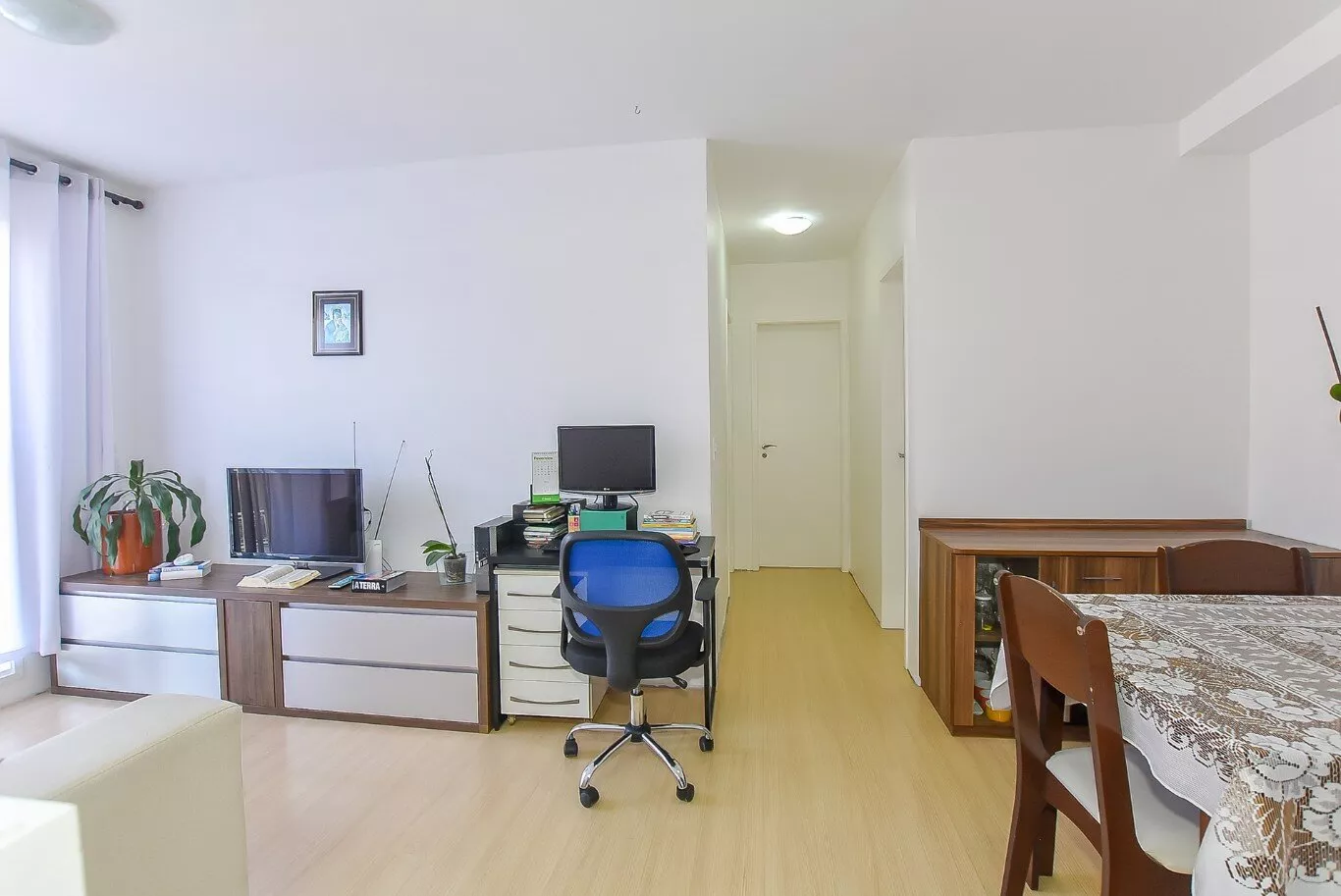 Apartamento à venda com 2 quartos, 57m² - Foto 1