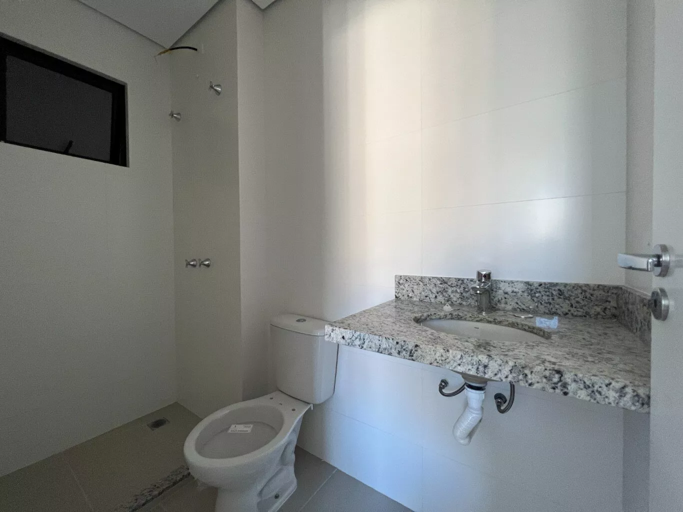 Apartamento à venda com 2 quartos, 42m² - Foto 4