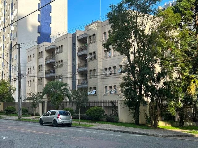 Apartamento à venda com 3 quartos, 113m² - Foto 1