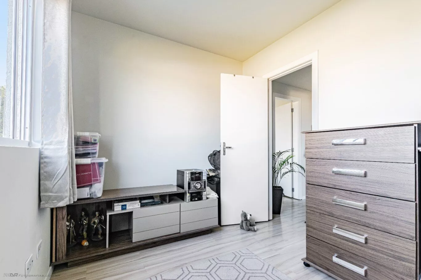 Apartamento à venda com 3 quartos, 75m² - Foto 17