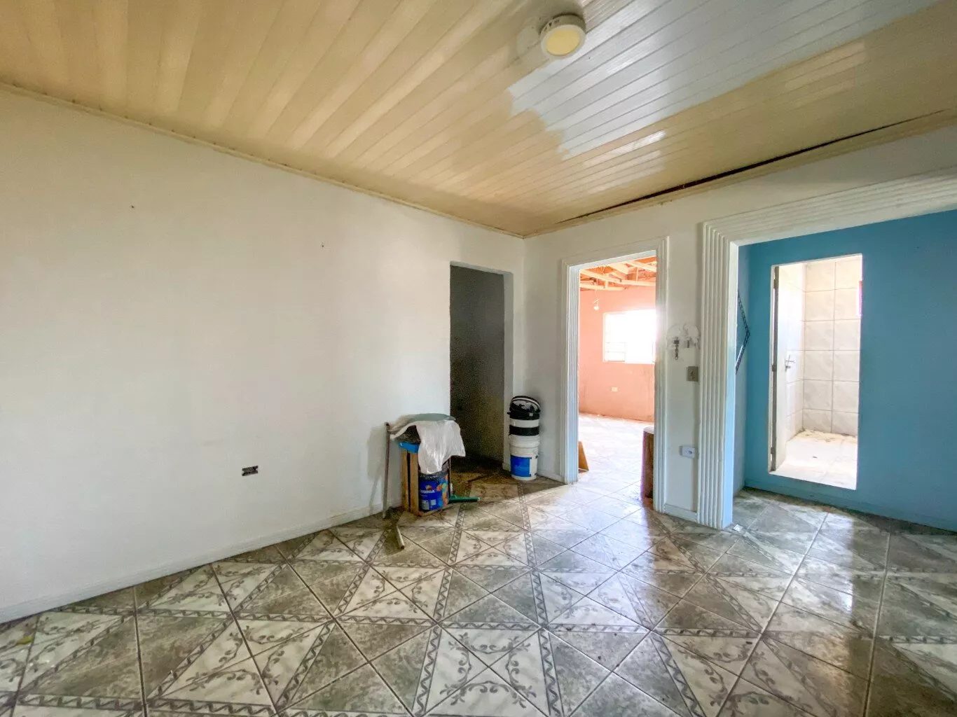 Casa à venda com 6 quartos, 180m² - Foto 18