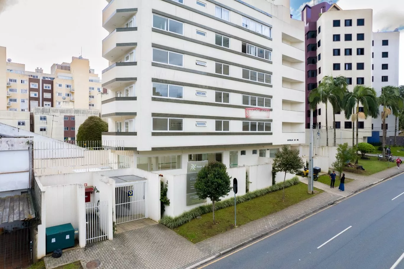 Apartamento à venda com 3 quartos, 129m² - Foto 1