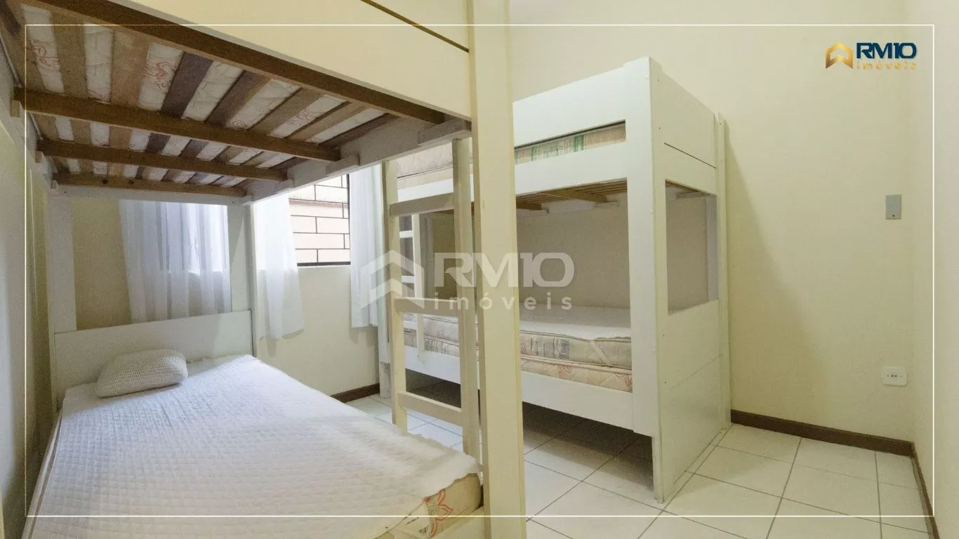 Casa à venda com 5 quartos, 351m² - Foto 20