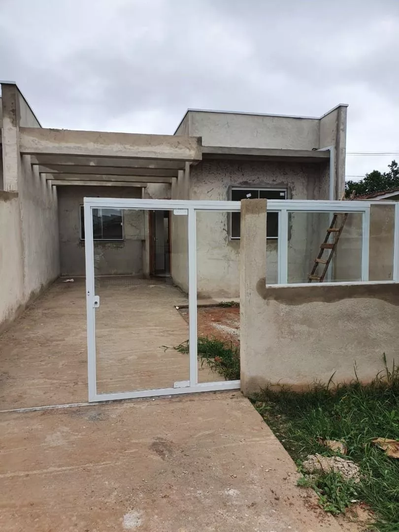 Casa à venda com 3 quartos, 63m² - Foto 2