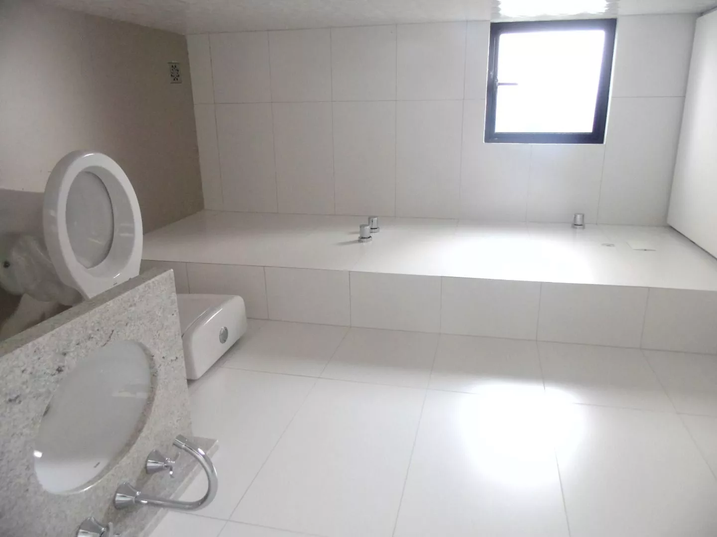 Apartamento à venda com 2 quartos, 61m² - Foto 12