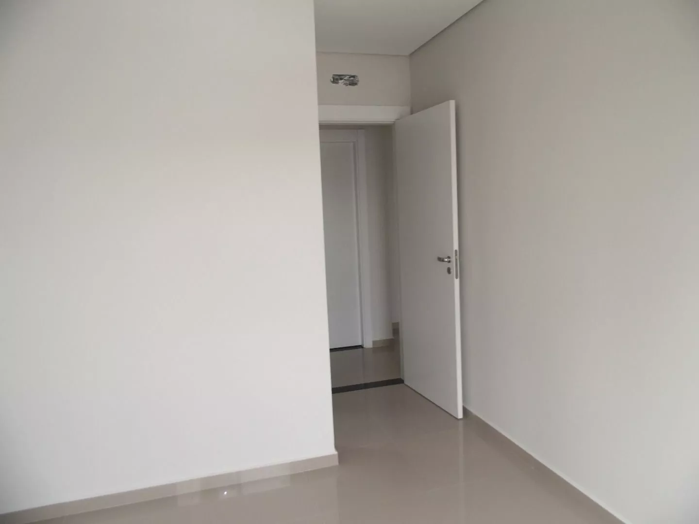 Apartamento à venda com 2 quartos, 61m² - Foto 16