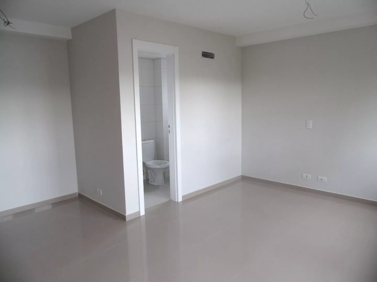 Apartamento à venda com 1 quarto, 42m² - Foto 9