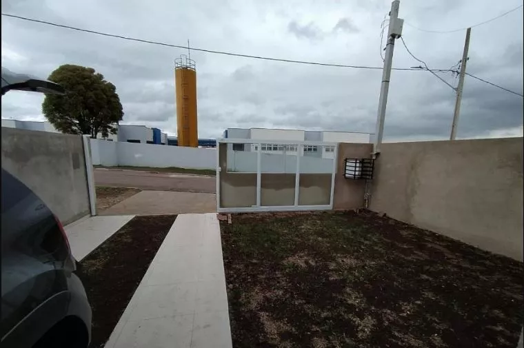 Casa à venda com 3 quartos, 87m² - Foto 4