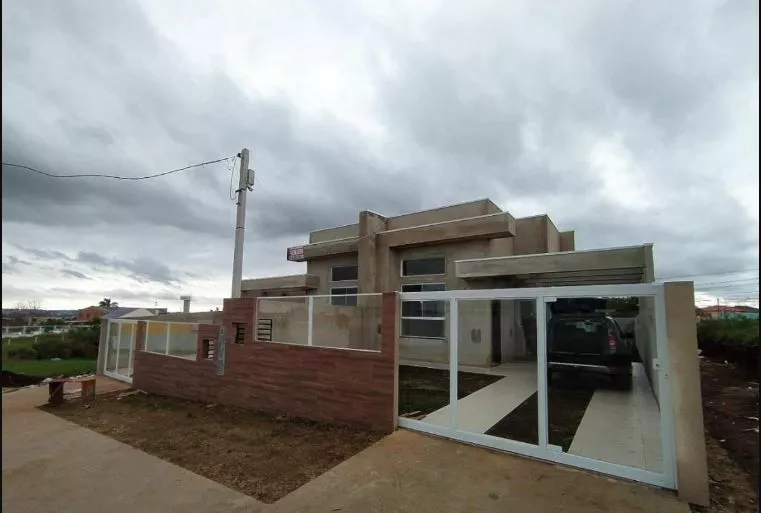 Casa à venda com 3 quartos, 87m² - Foto 2