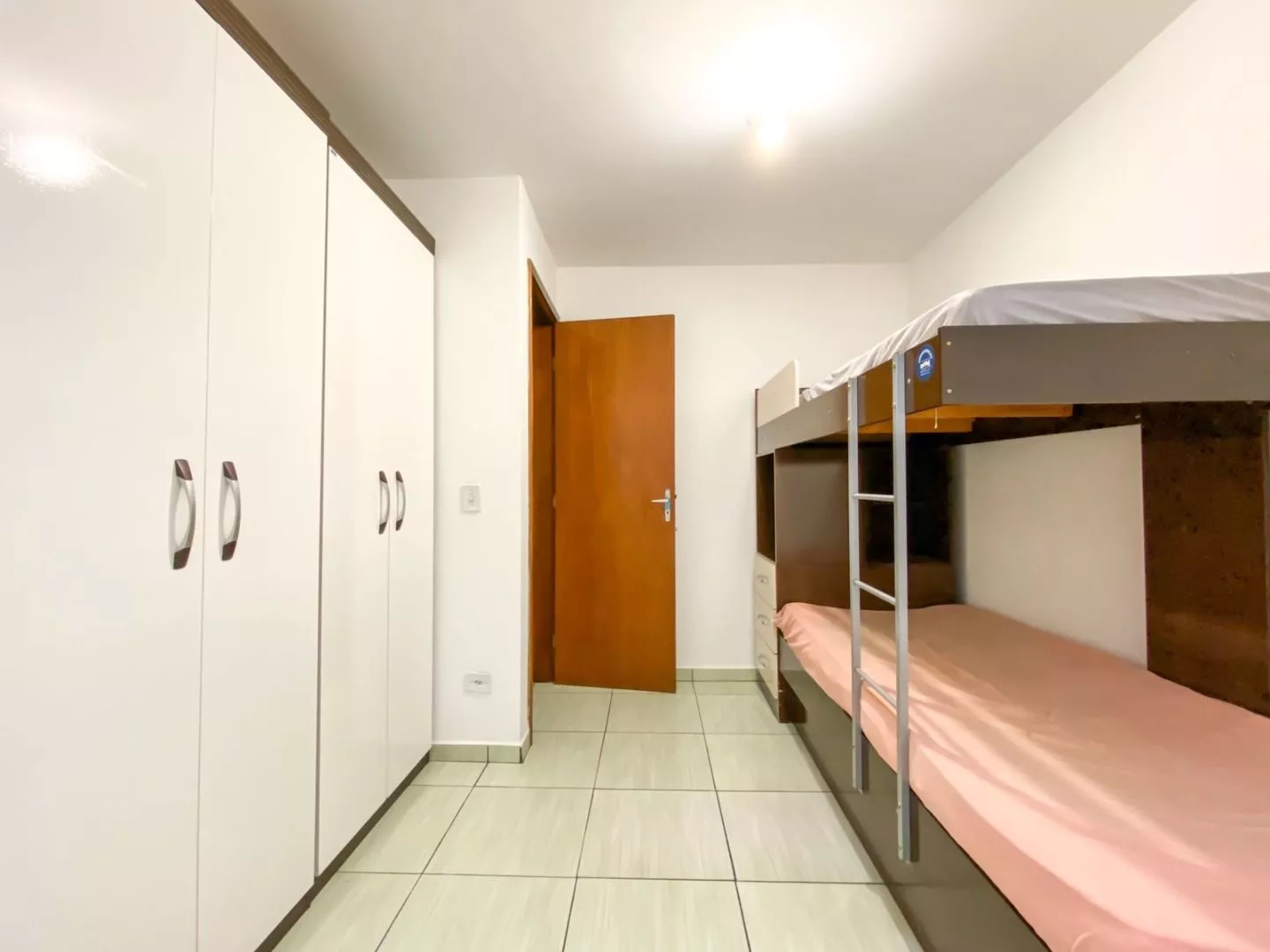 Casa à venda com 4 quartos, 165m² - Foto 30