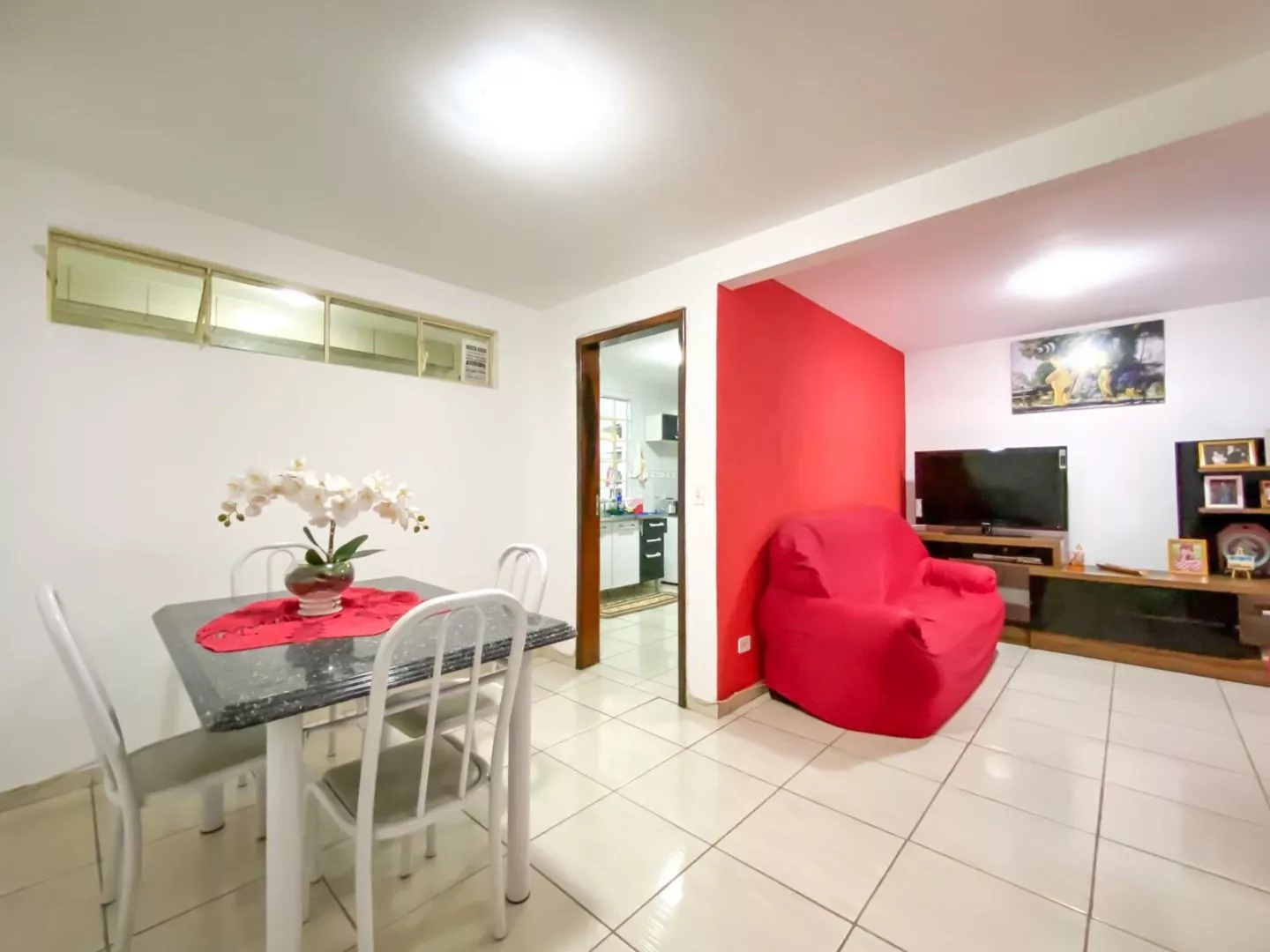 Casa à venda com 4 quartos, 165m² - Foto 6