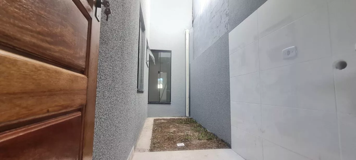 Casa à venda com 2 quartos, 44m² - Foto 4