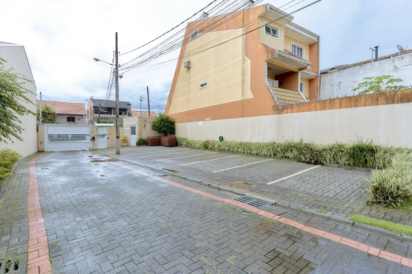 Sobrado à venda com 3 quartos, 120m² - Foto 3