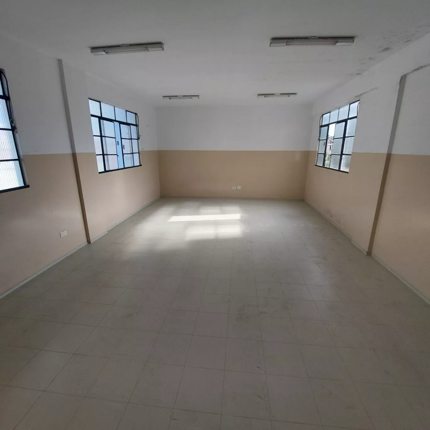 Sobrado à venda com 15 quartos, 659m² - Foto 33