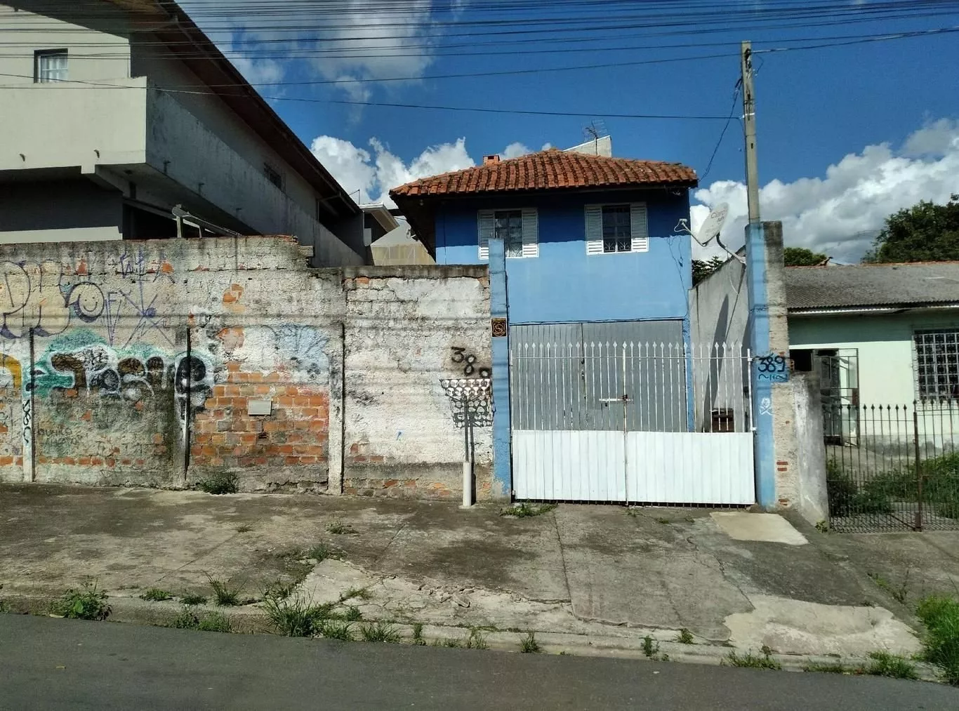 Sobrado à venda com 5 quartos, 220m² - Foto 2