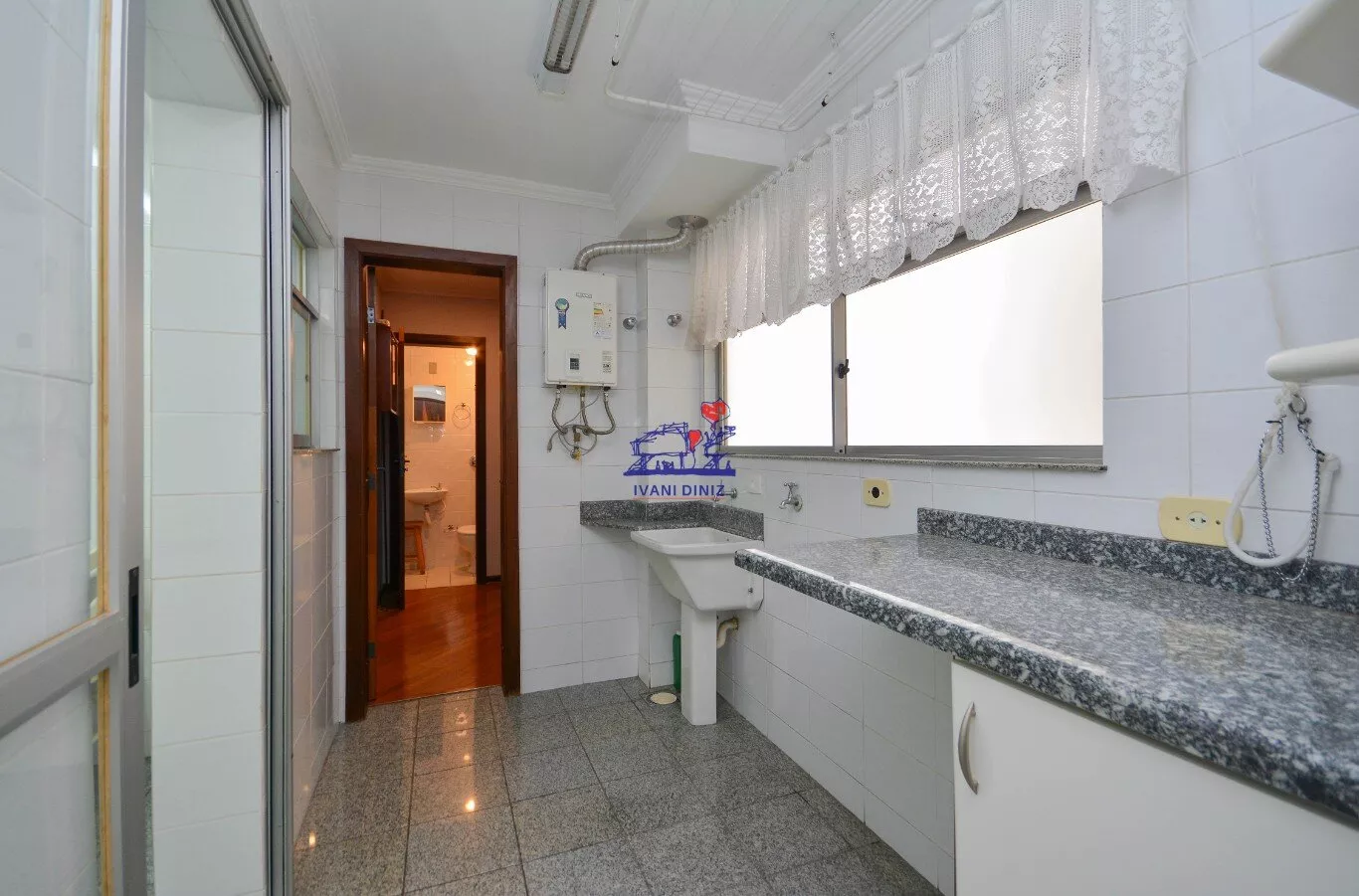 Apartamento à venda com 3 quartos, 107m² - Foto 15