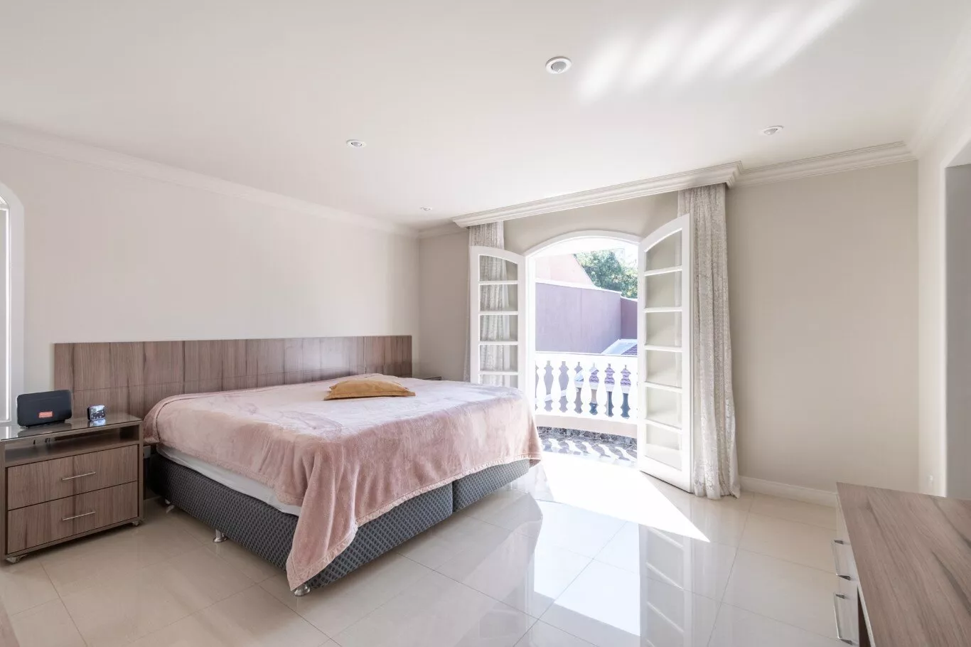 Casa à venda com 3 quartos, 270m² - Foto 16