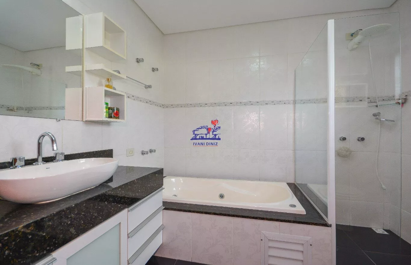 Casa de Condomínio à venda com 3 quartos, 230m² - Foto 22